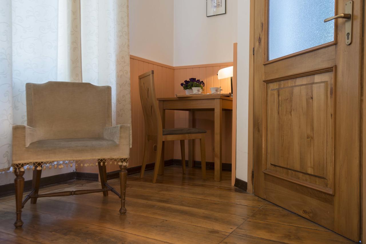 Foresteria Valdese Hotel Torre Pellice Esterno foto