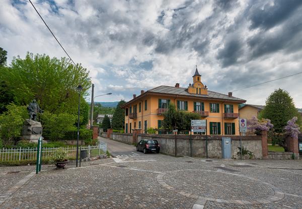 Foresteria Valdese Hotel Torre Pellice Esterno foto